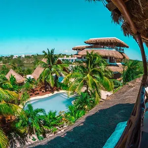 ensueno-holbox.quintano-roohotels.com/